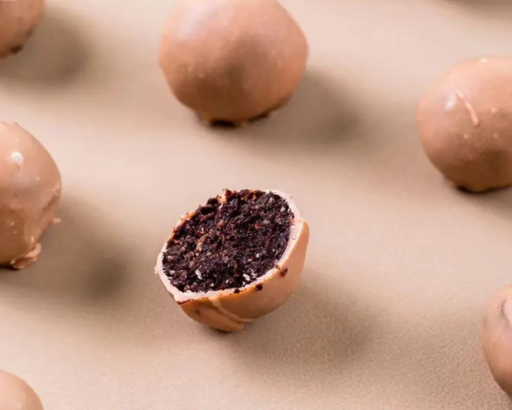 Vegan Salted Caramel Chocolate Truffles