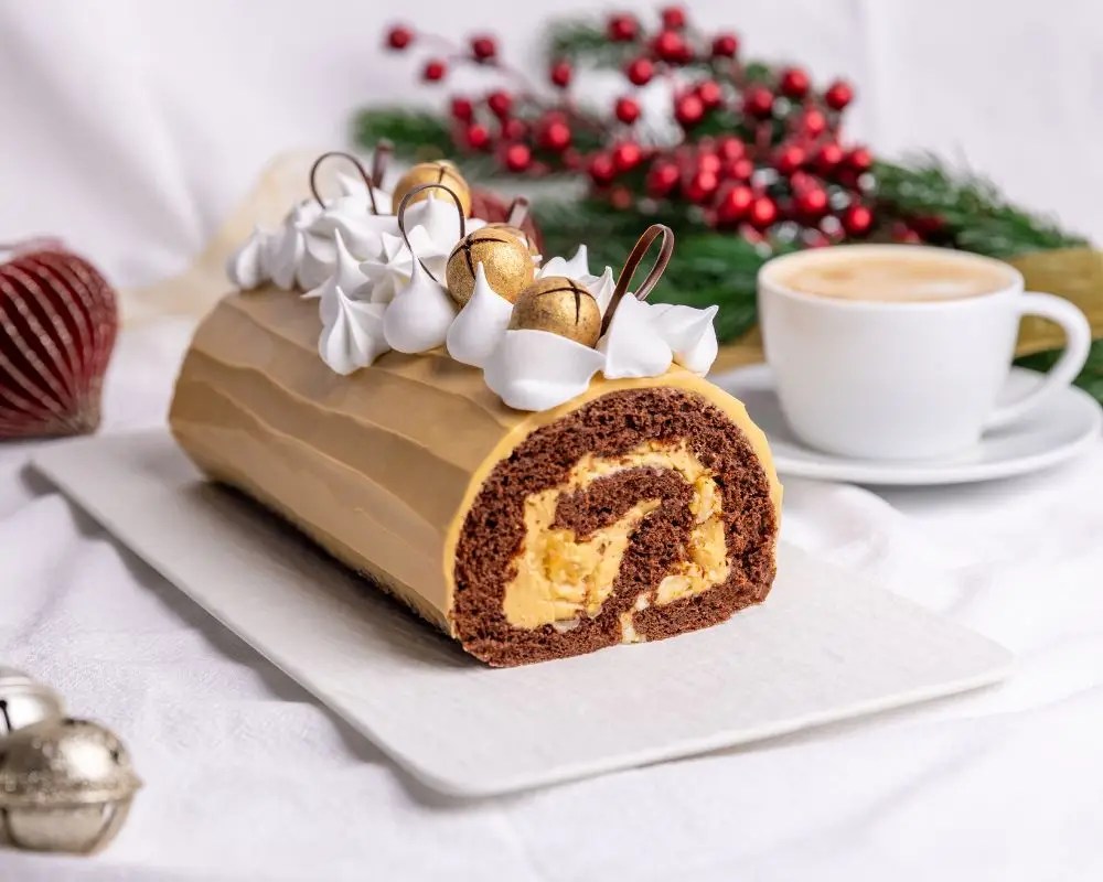 Last Minute Yule Log Recipe by Kirsten Tibballs