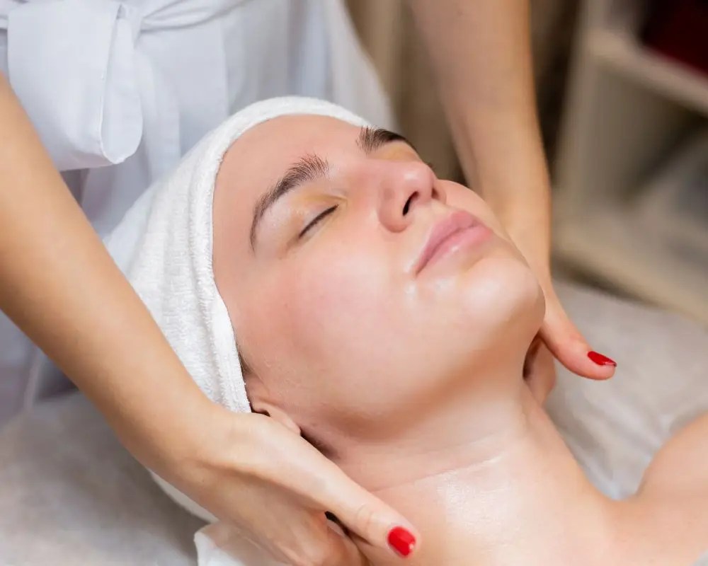 Infinity Non-Invasive Face Lift at Stay Young Cryo Double Bay