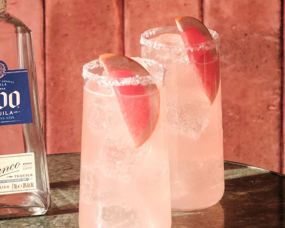 3 ingredient cocktail 1800 Paloma