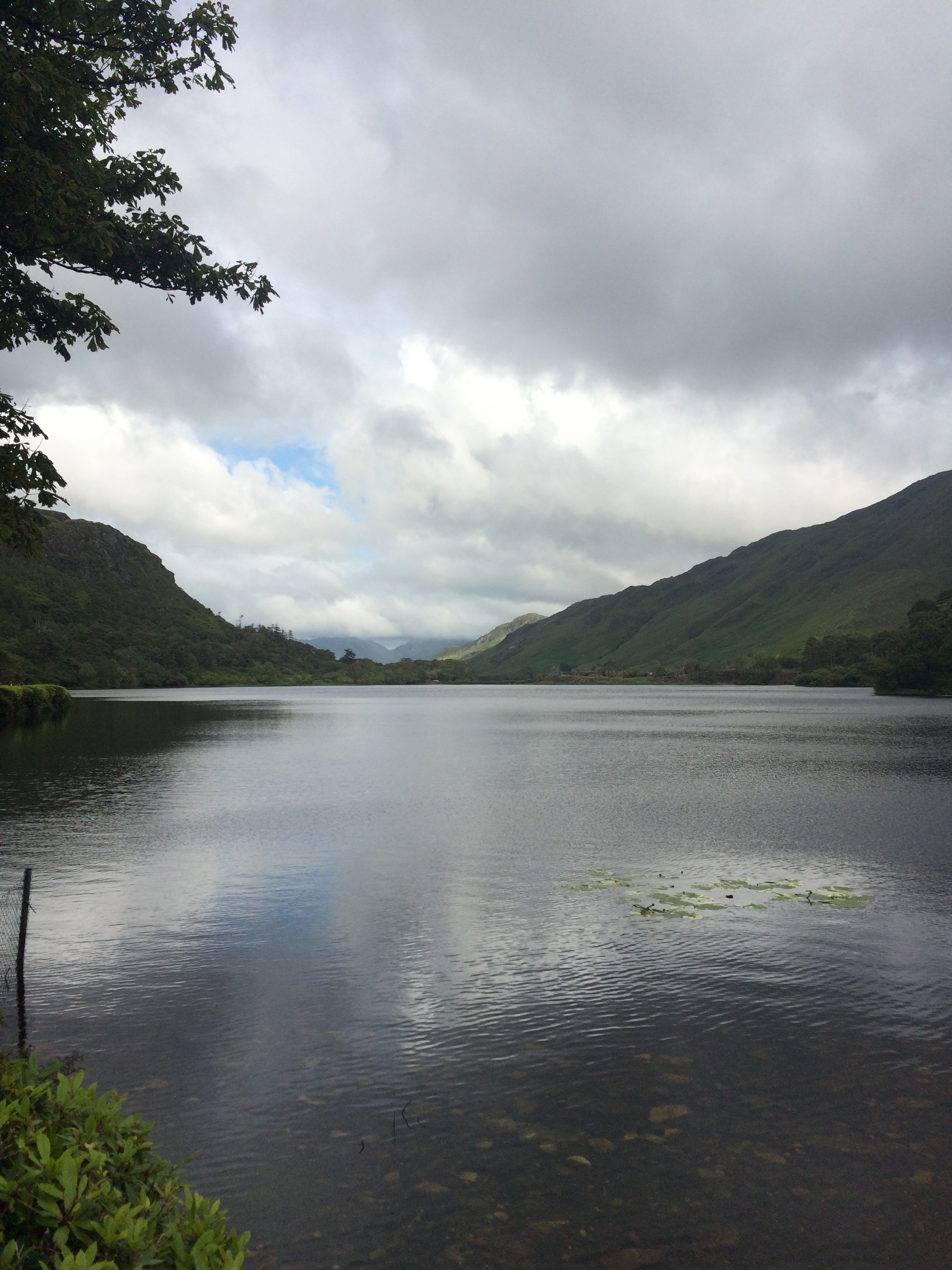 View of the lake in front of Kylemore Abbey