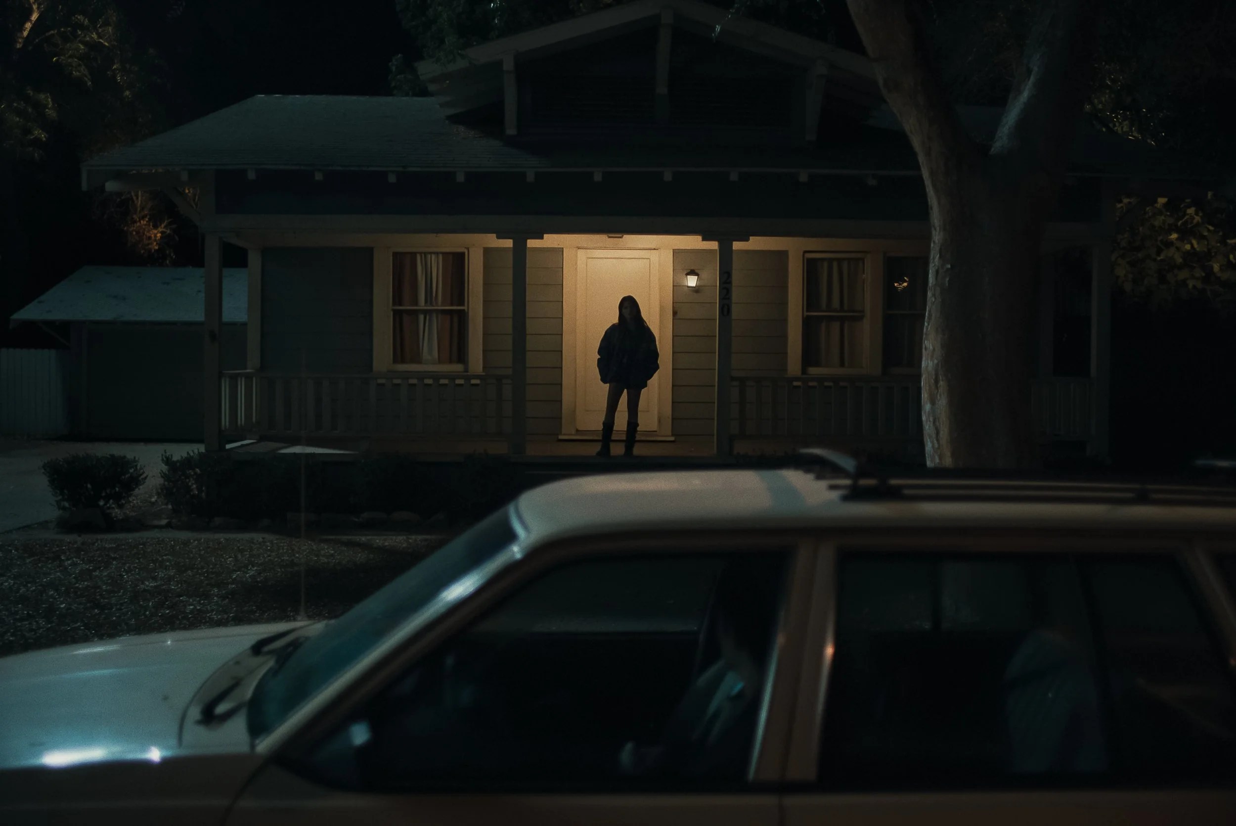 Inde Navarrette stars as Nikki in OBSESSION, a Focus Features release. Credit: Courtesy of Focus Features / © 2026 FOCUS FEATURES LLC