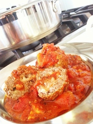Al Fresco Mozzarella & Fire-Roasted Tomato Beef Meatballs
