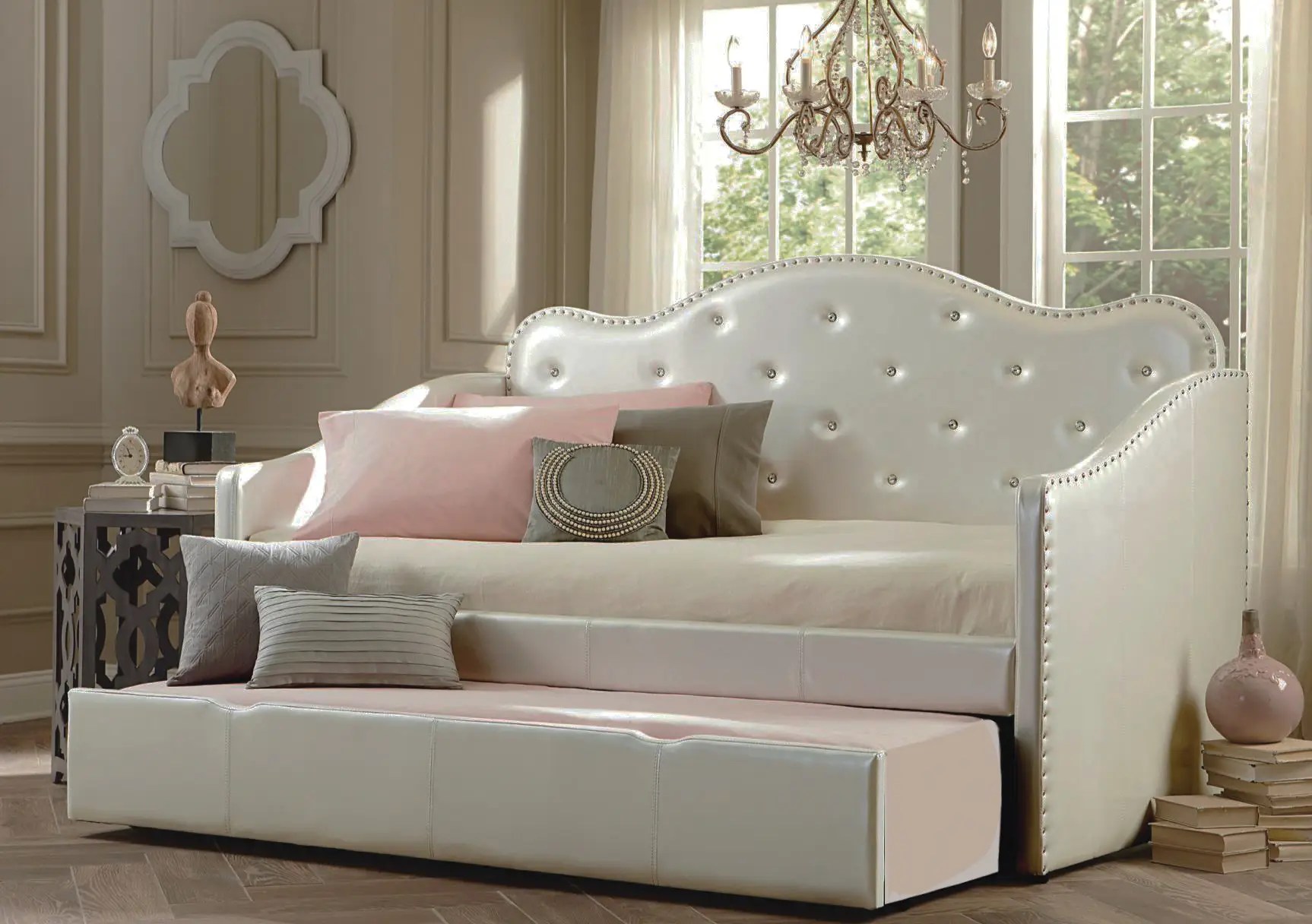 Twin Daybed w/ Trundle