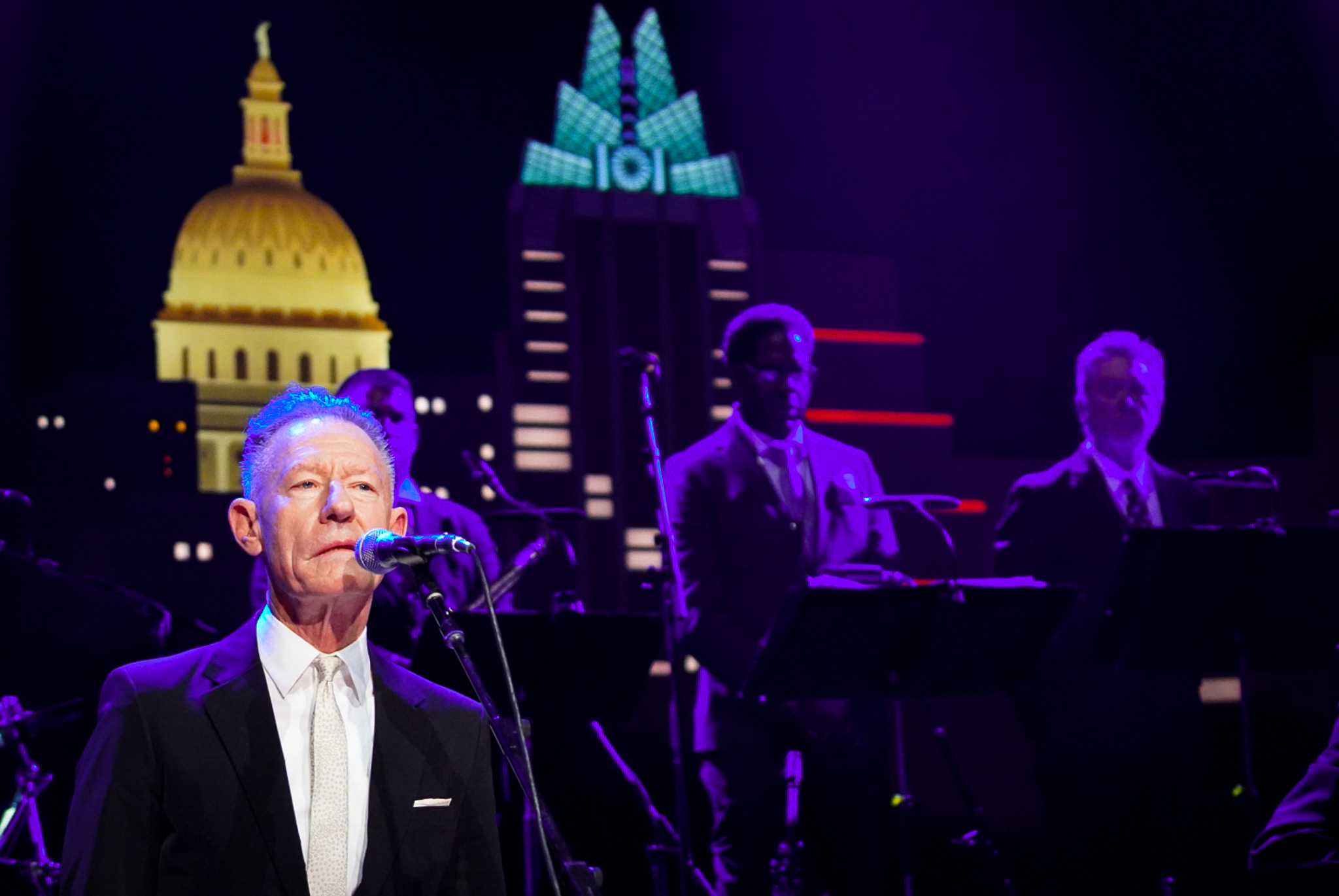 Live music review: Lyle Lovett and his Large Band taped ACL TV