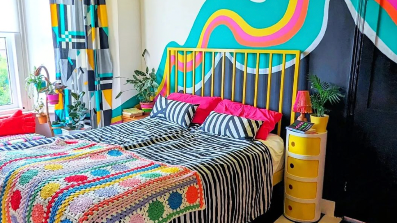 25 Vibrant Dopamine Decor Bedroom Ideas To Try!