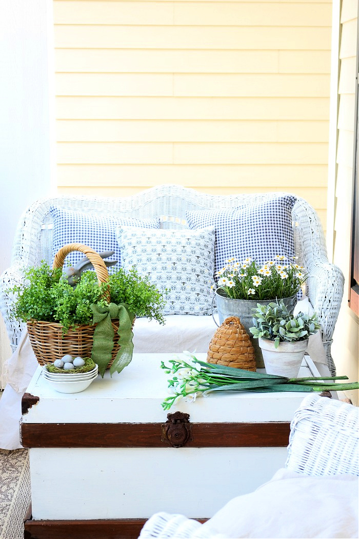 Easter Basket Centerpiece