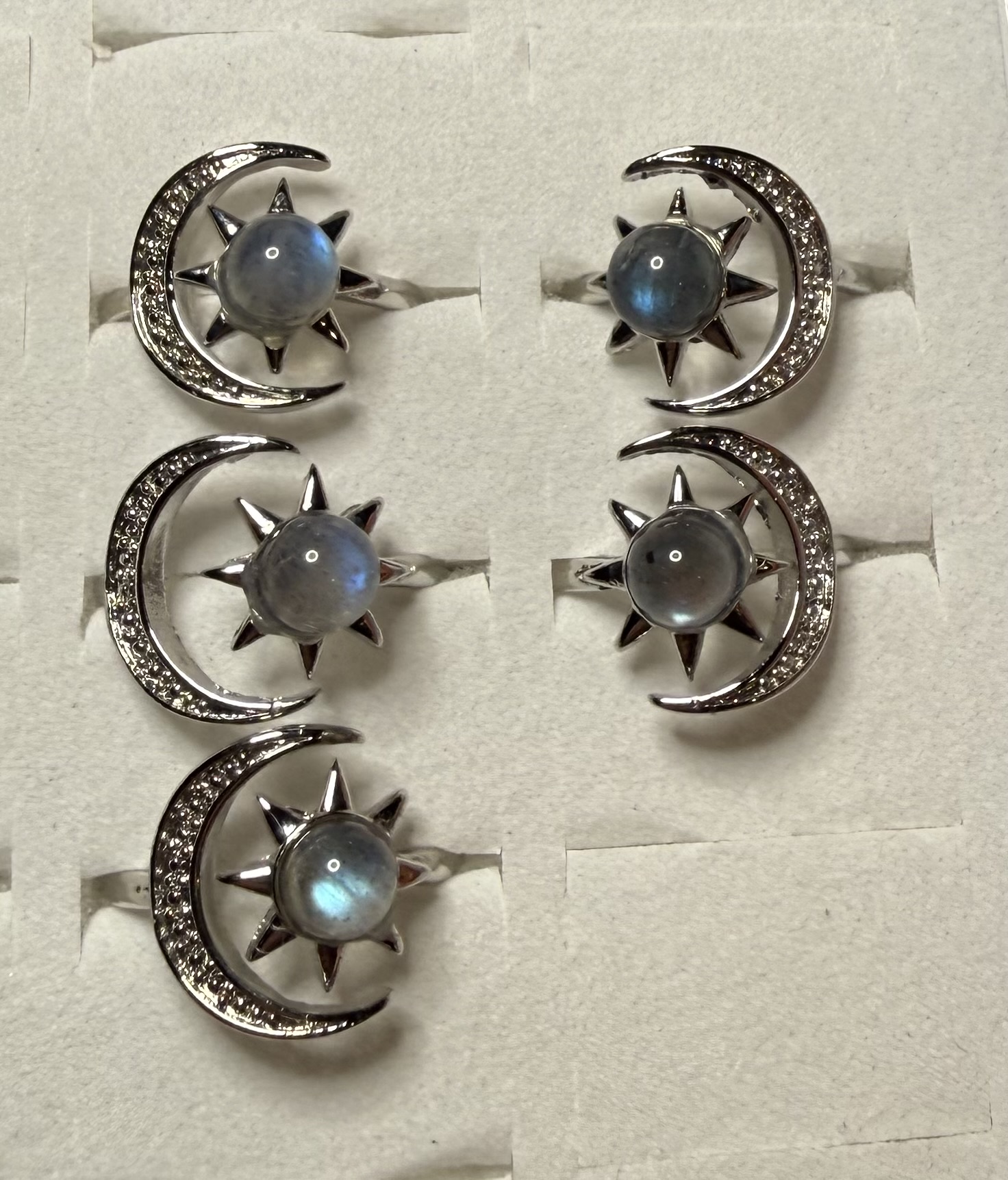 Adjustable Crystal Rings