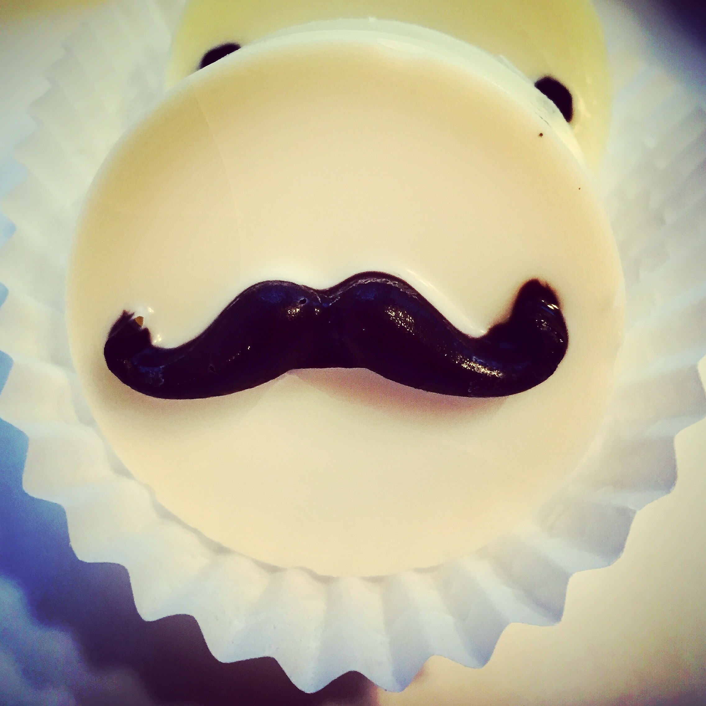 Mustache Chocolate Covered Oreos®