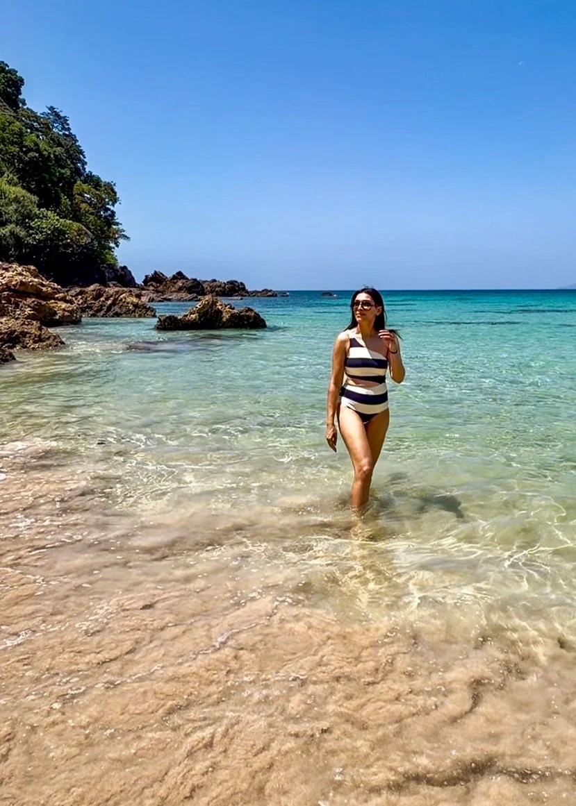 Crystal clear water at Sunset Beach, Koh Kradan