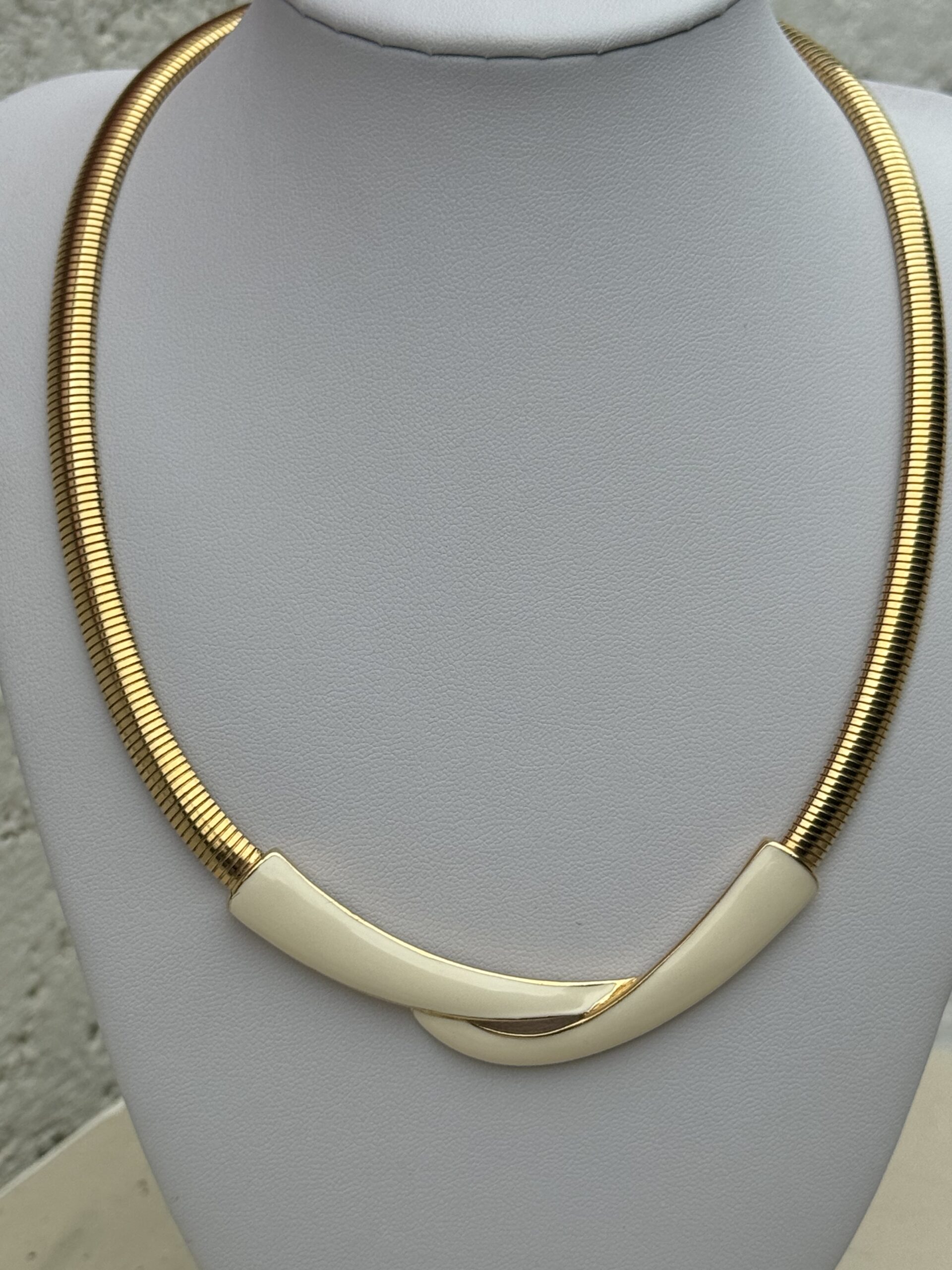 Trifari Enamel Necklace - signed - free UK insured delivery
