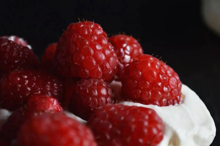 Raspberry Pavlova