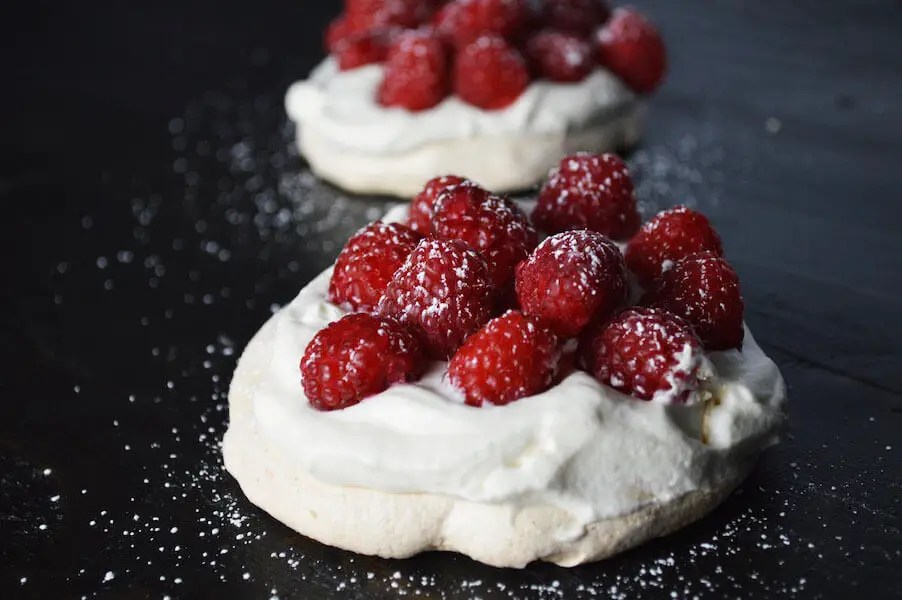 Raspberry Pavlova