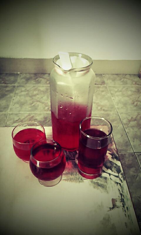 'nam daeng' a Thai juice, best to have with warm steamed cheese cake