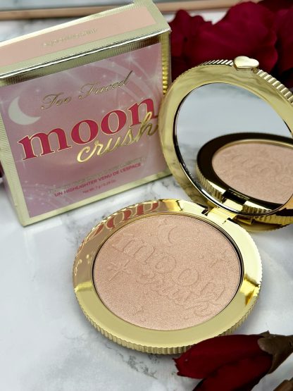 Too Faced Cosmic Crush Moon Crush Highlighter Shooting Star