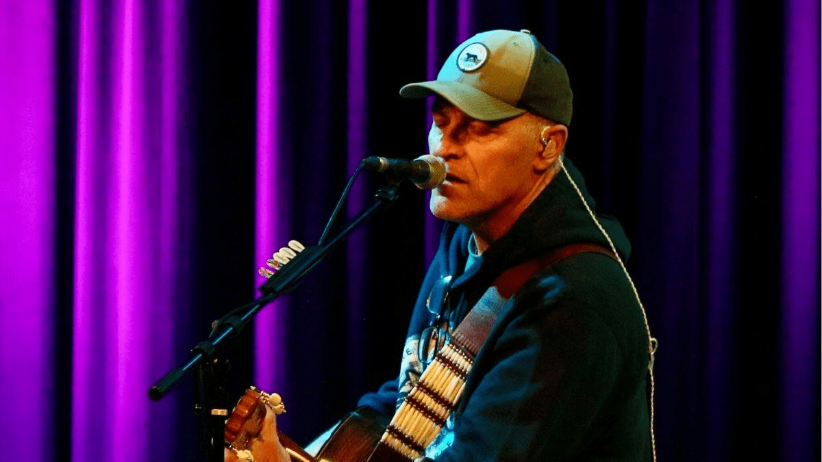 George Canyon performing at the Eleanor Pickup Arts Centre in Drayton Valley