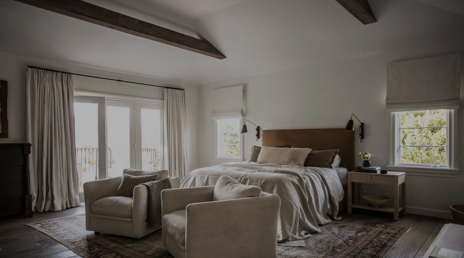 The Expert Home - Gradient Art Collection - Retina Quality