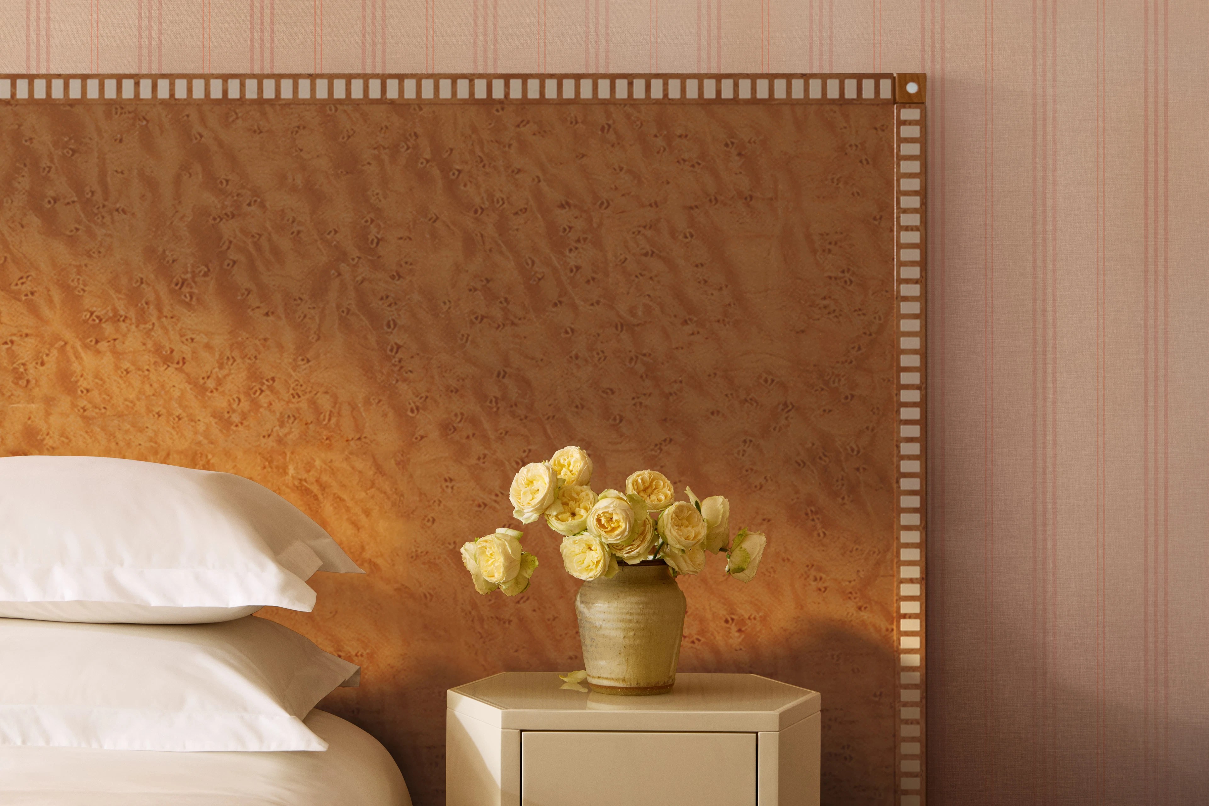 Home Expert By Area - High Quality Abstract Photo - Retina