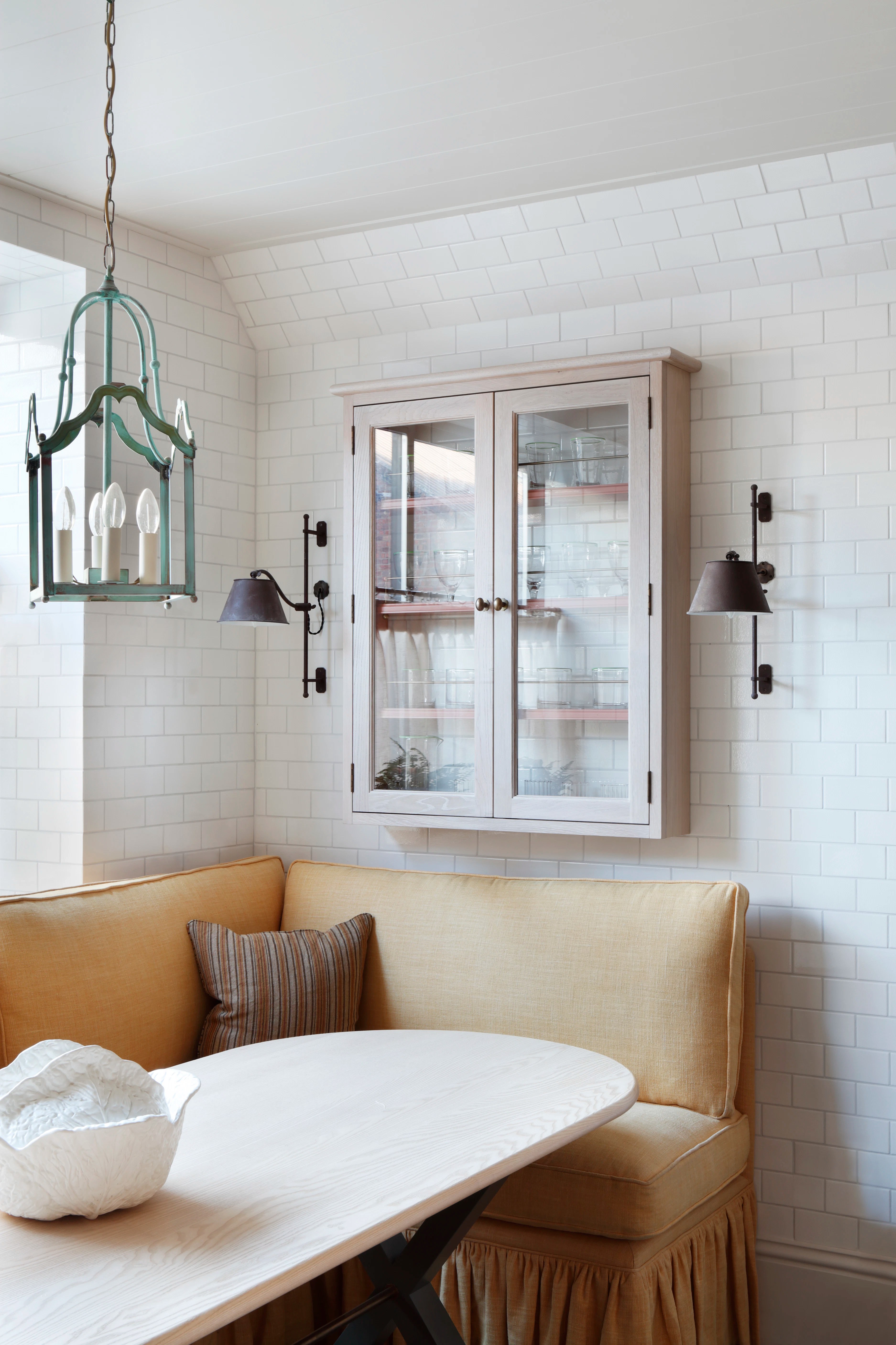 Expert Interior Lighting Tips - Professional High Resolution Landscape Textures | Free Download