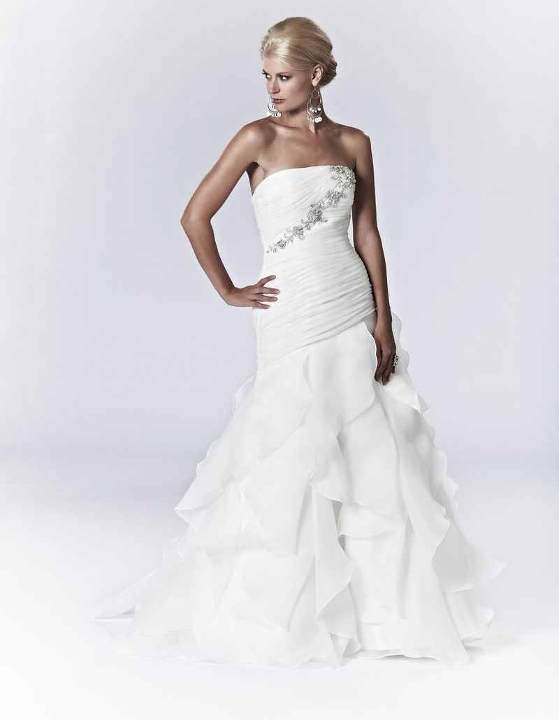Lis Simon Bridal