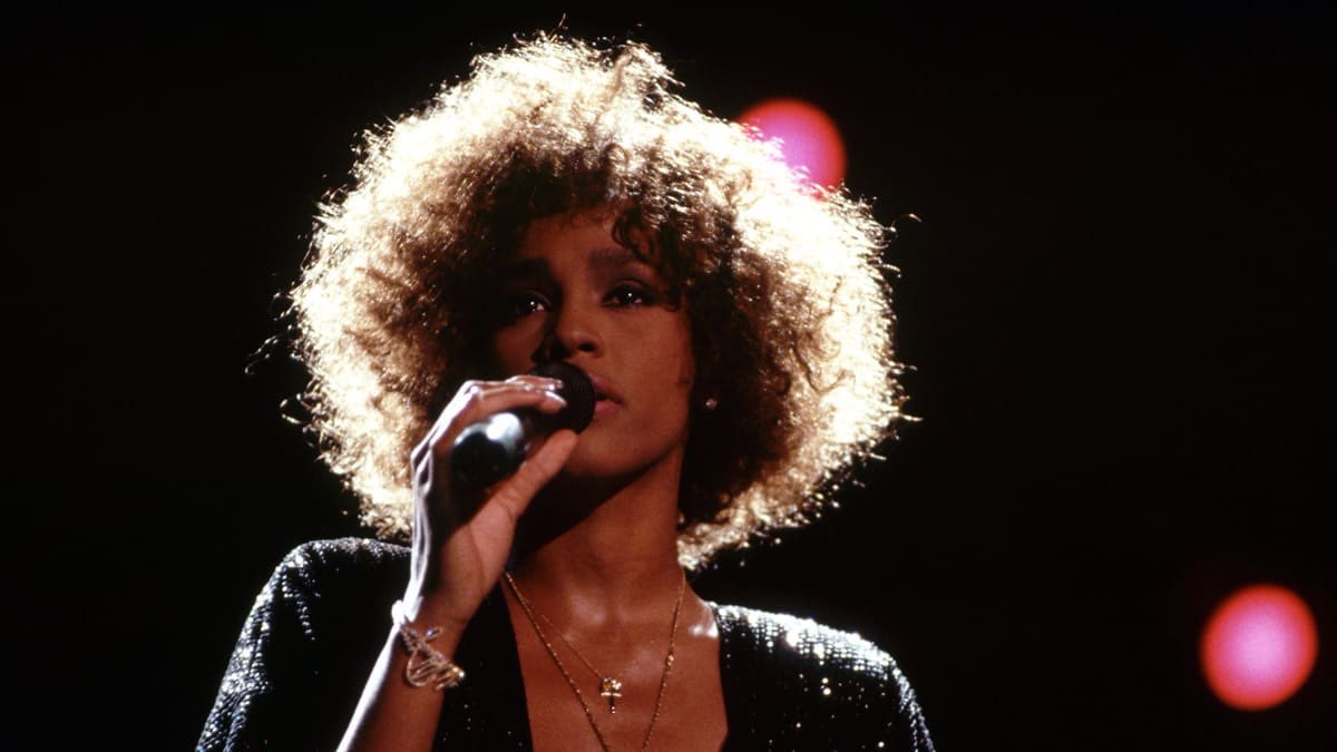Whitney Houston Biopic ‘I Wanna Dance With Somebody’ To Arrive in 2022