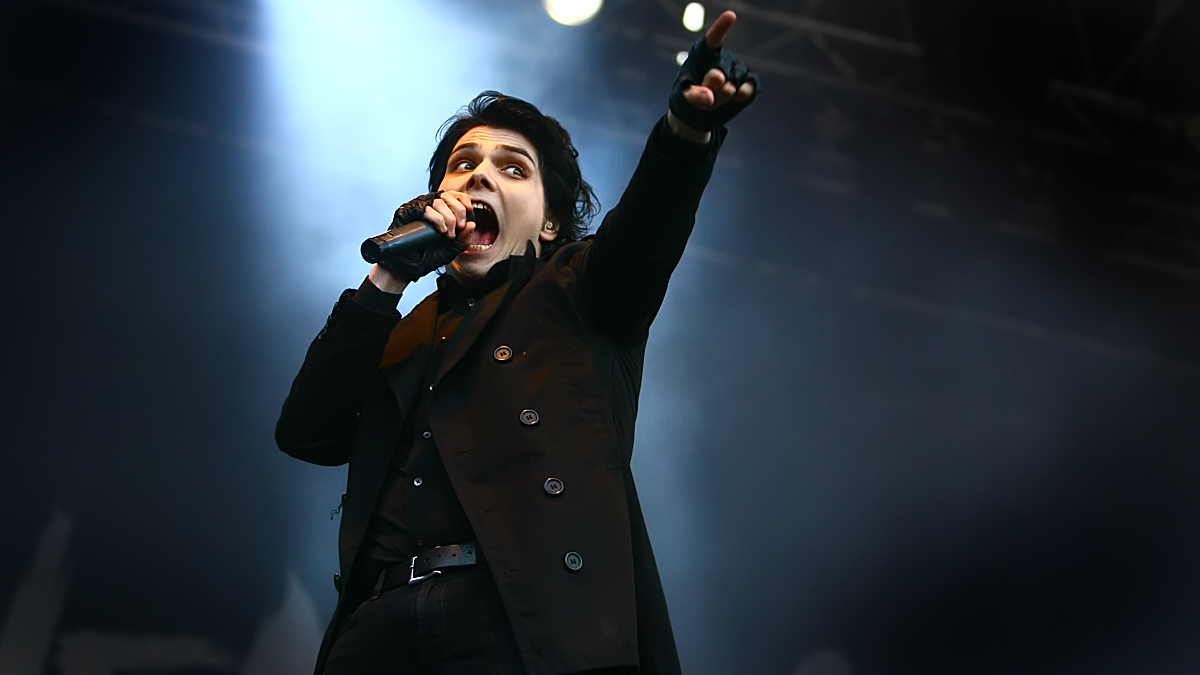 My Chemical Romance add third night to soldout Milton Keynes reunion
