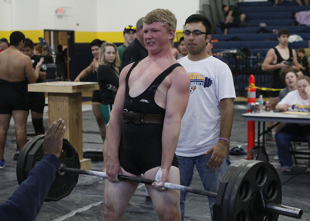 SHS Powerlifting 01