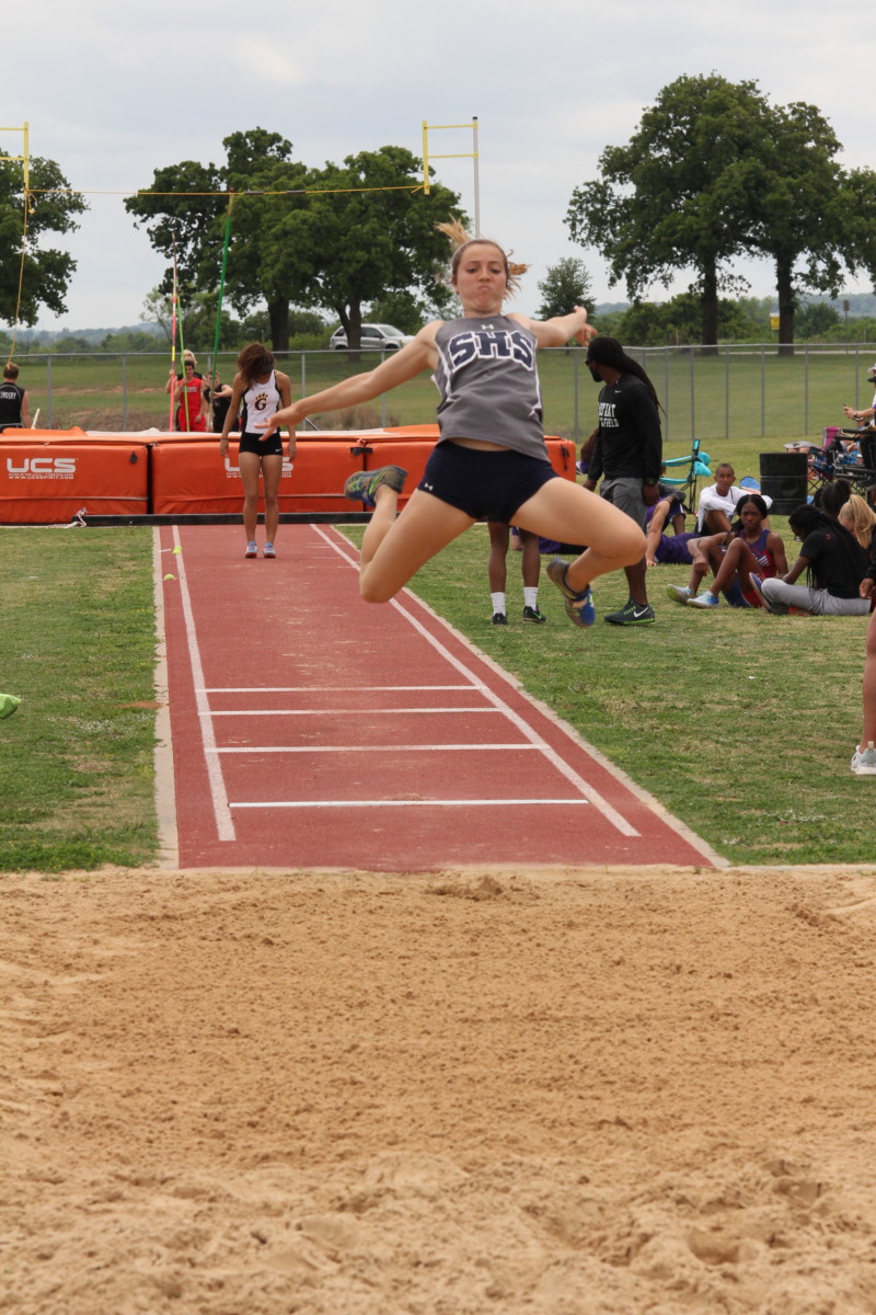 Hailey Martin jump