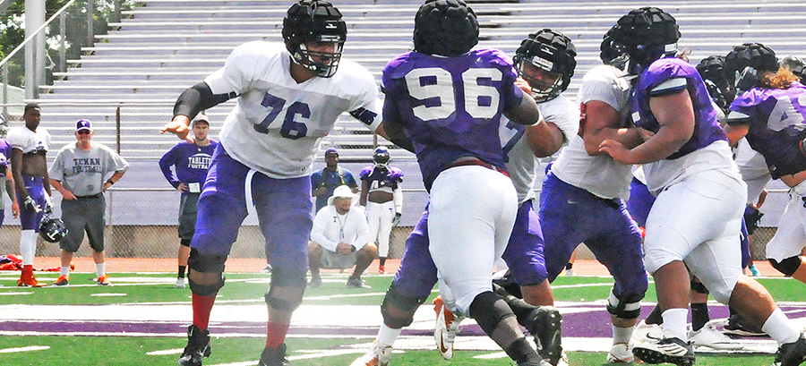 2017 Tarleton FB 1st Scrimmage 04