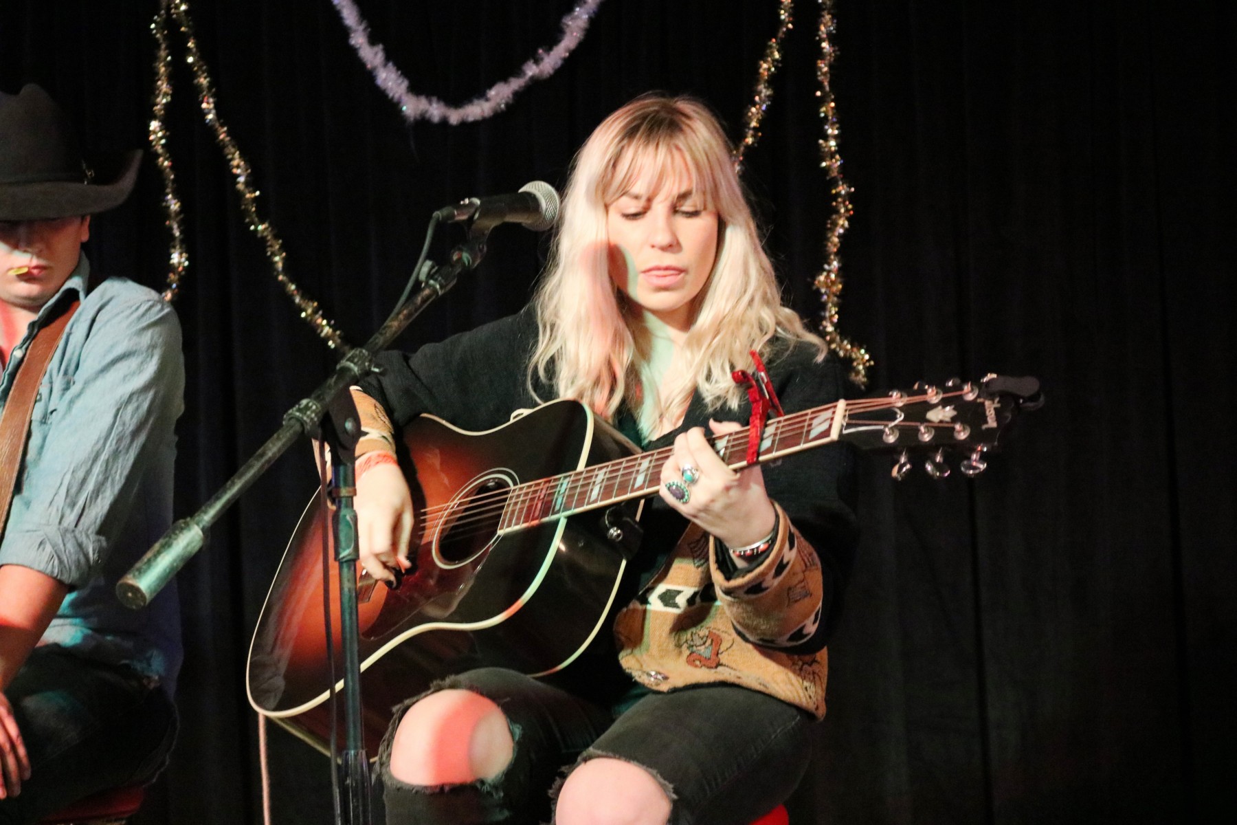 Fosters Fundraiser Elaina Kay performs