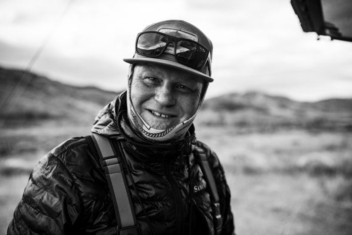even guides smile