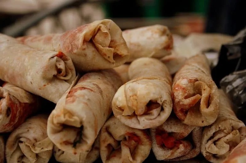 Street Food In Delhi- The Ultimate Guide + 51 Delicious Dishes To Try 29 mutton rolls