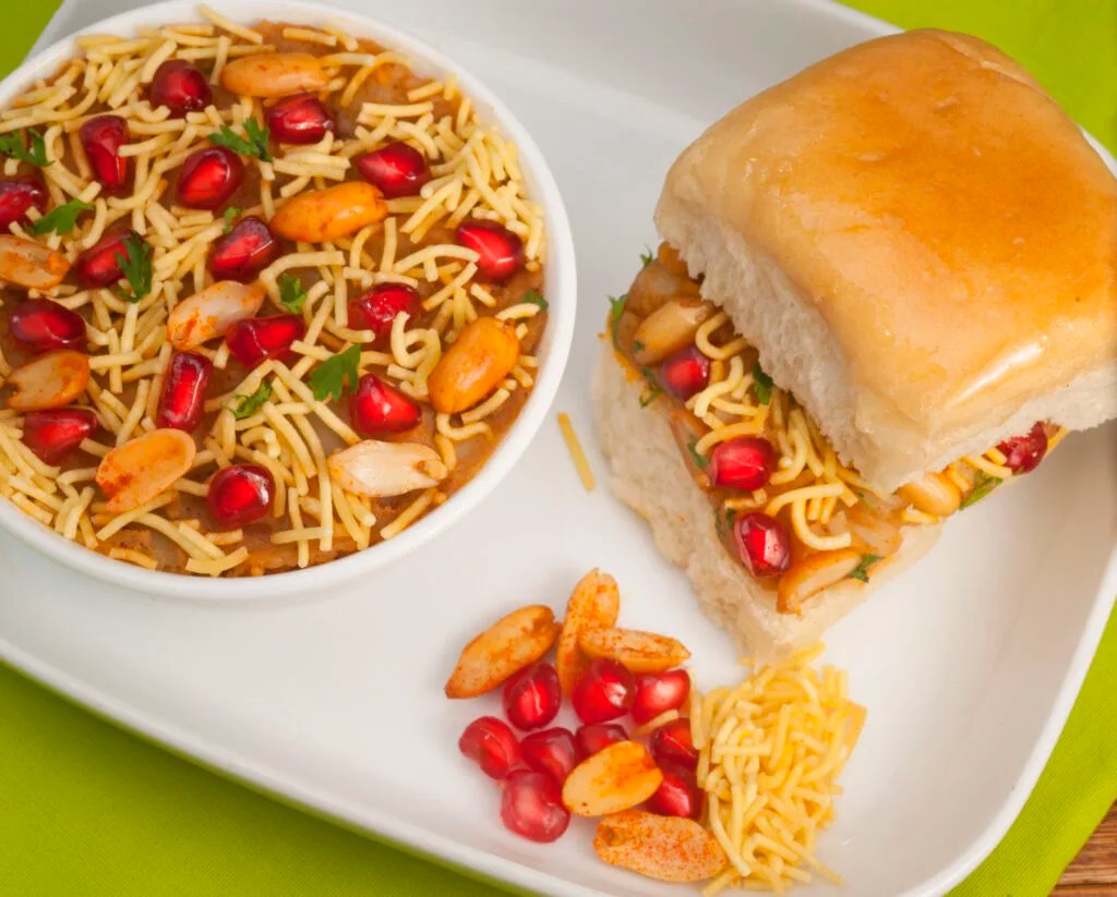 Street Food In Delhi- The Ultimate Guide + 51 Delicious Dishes To Try 39 dabeli street food in india