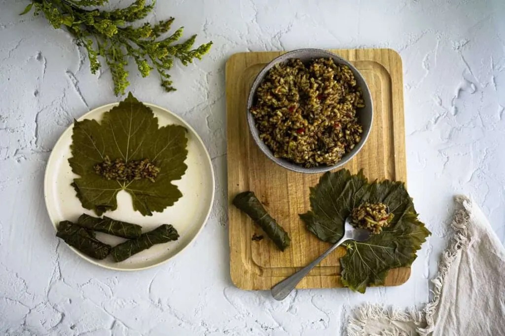 Dolma Recipe- Make Delicious Turkish Grapevine Rolls at Home in 1 Hour 8 Turkish dolma recipe
