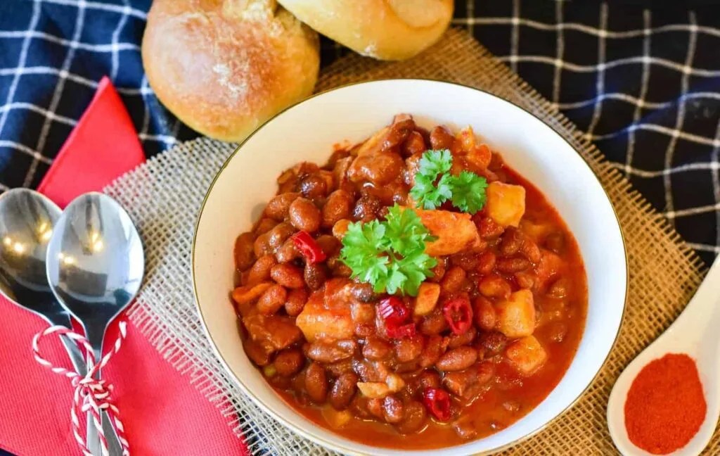14 Delicious Moroccan Soups Everyone Should Try 5 loubia recipe