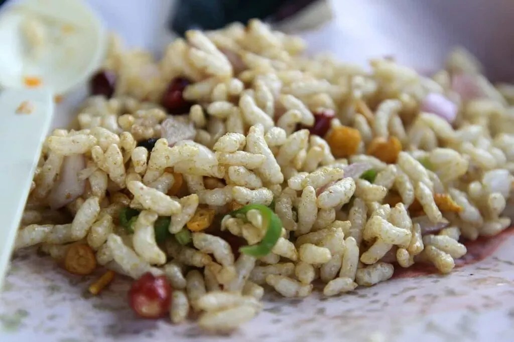 Jhal Muri Recipe- A Delicious Indian Snack in 15 Minutes 3 jhal muri