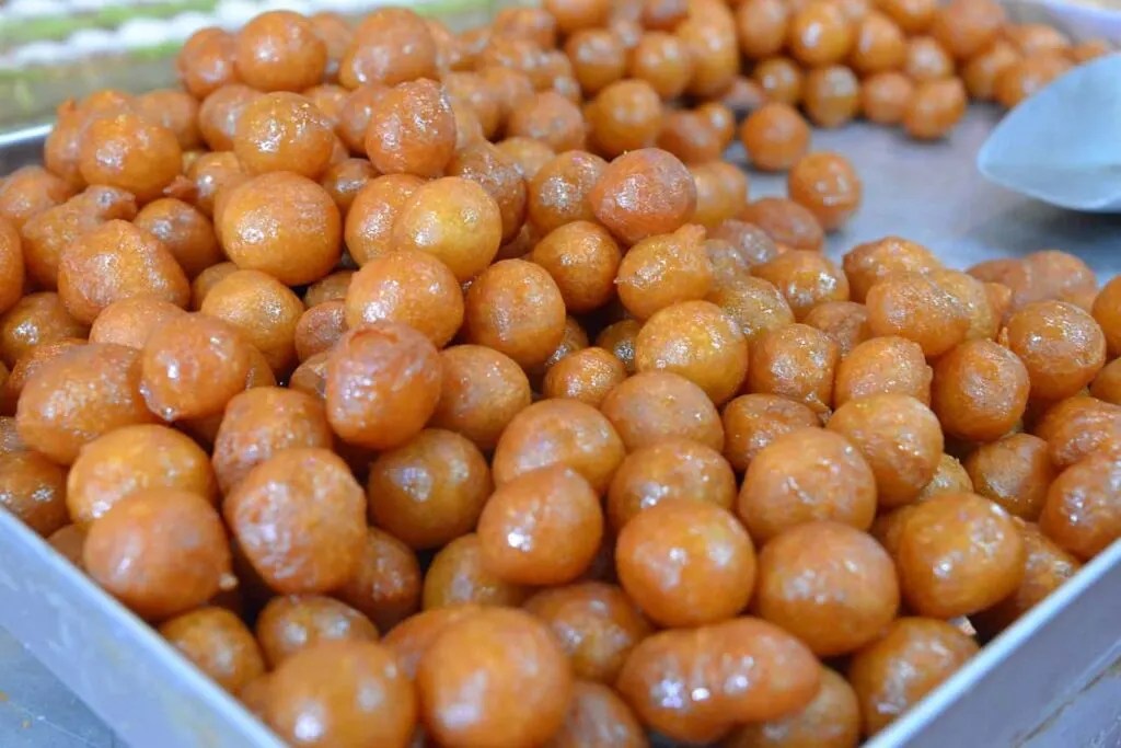 50 Delicious Balkan Desserts You Have To Try Before You Die 7 loukamades