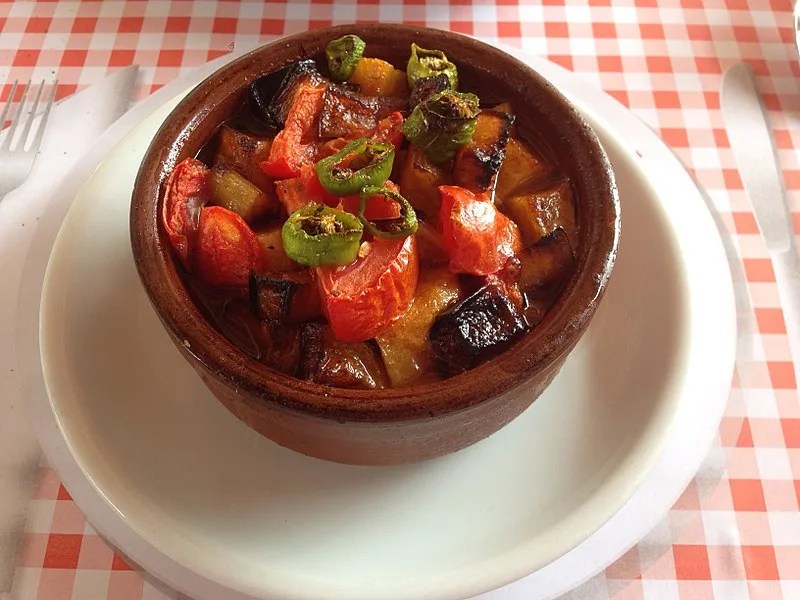 Djuvec Recipe- Make A Delicious Turkish Stew In 2 Hours 1 guvec