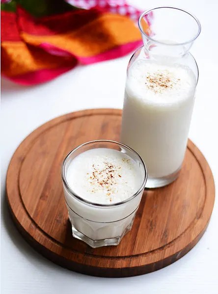 Street Food In Kolkata- 60 Things To Try, Where To Find It, And More 60 salty lassi