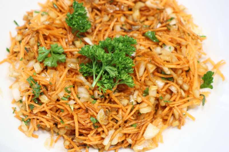 Street Food In Mumbai- What To Try And Where To Find It? 47 chinese bhell