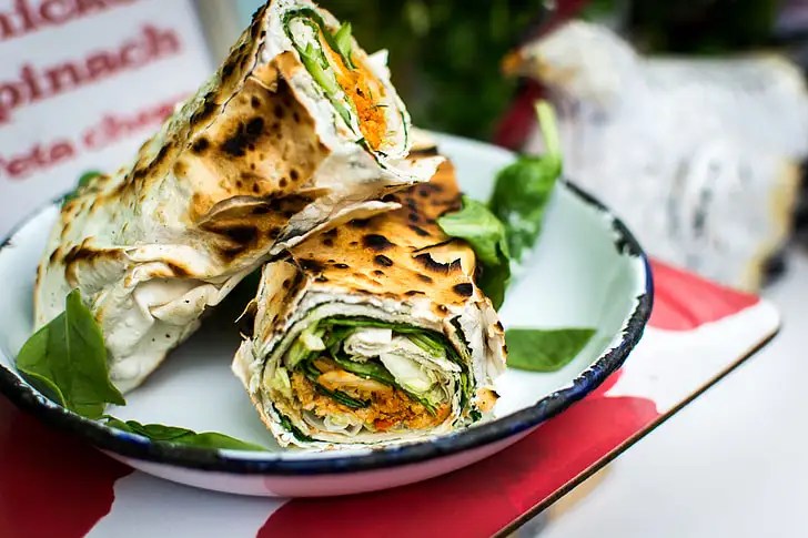 Street Food In Kolkata- 60 Things To Try, Where To Find It, And More 41 kathi rolls