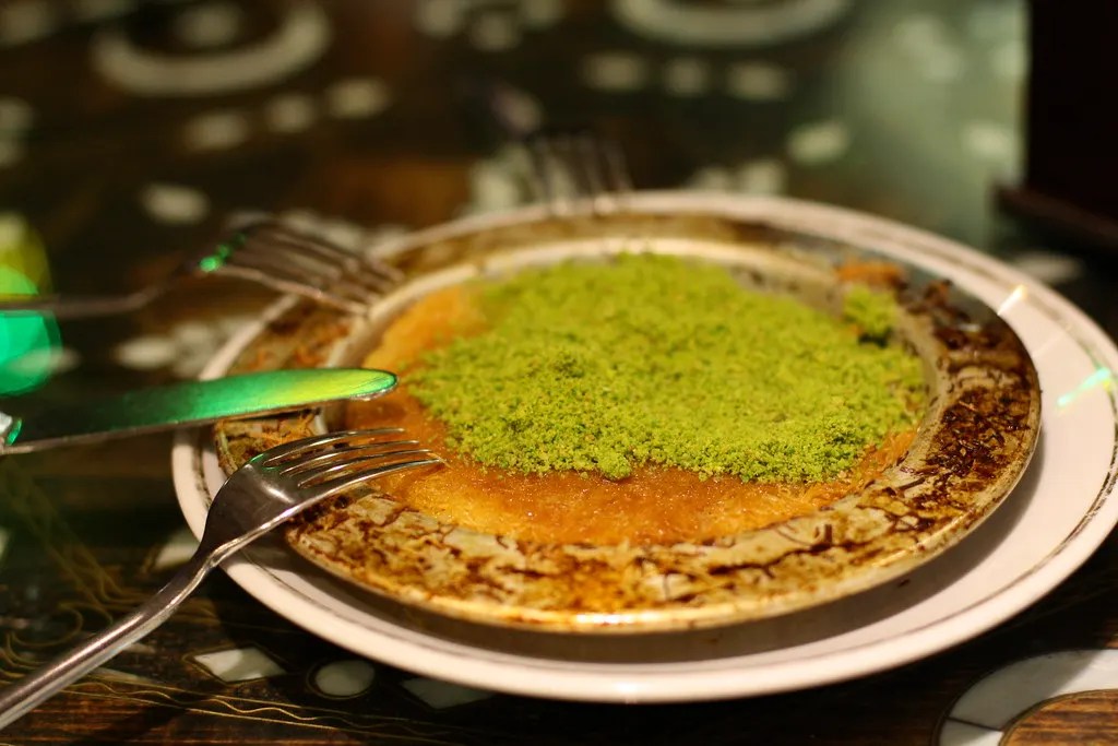 Turkish Halal Food- A Complete Guide + 20 Delicious Dishes 17 kunefe turkish desserts