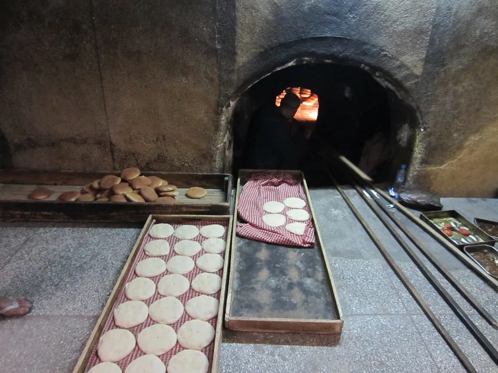10 Delicious Moroccan Breads And Everything You Need To Know About Them 2 moroccan breads
