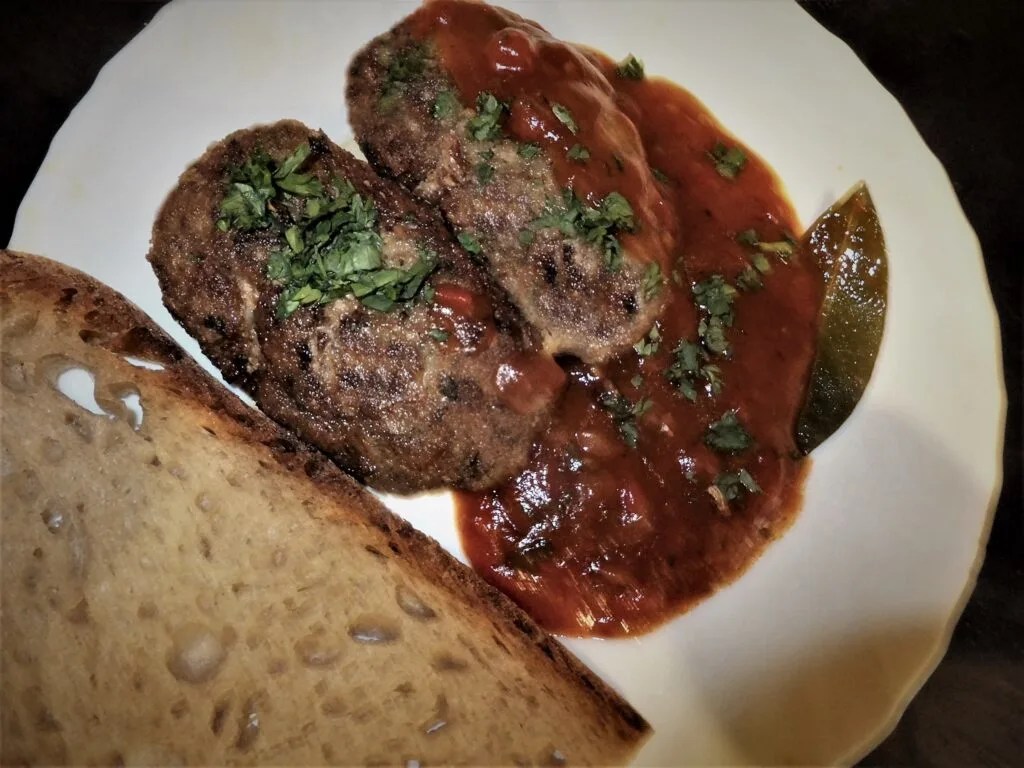 Moldovan Food- 34 Moldova Dishes & Drinks You Have To Try 17 Pârjoale