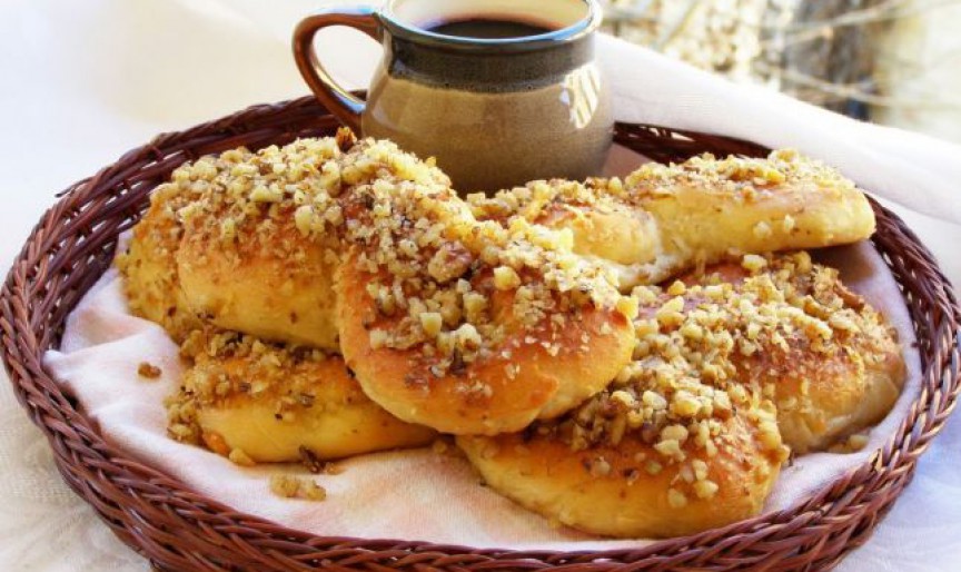 Moldovan Food- 34 Moldova Dishes & Drinks You Have To Try 27 Sfințișori