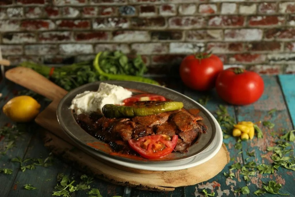 Iskender Kebab Recipe- Delicious Turkish Kebab In 90 Minutes 1 iskender kebab