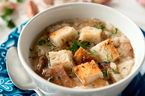 15 Delicious Russian Soups That Everyone Should Try 11 Tyurya