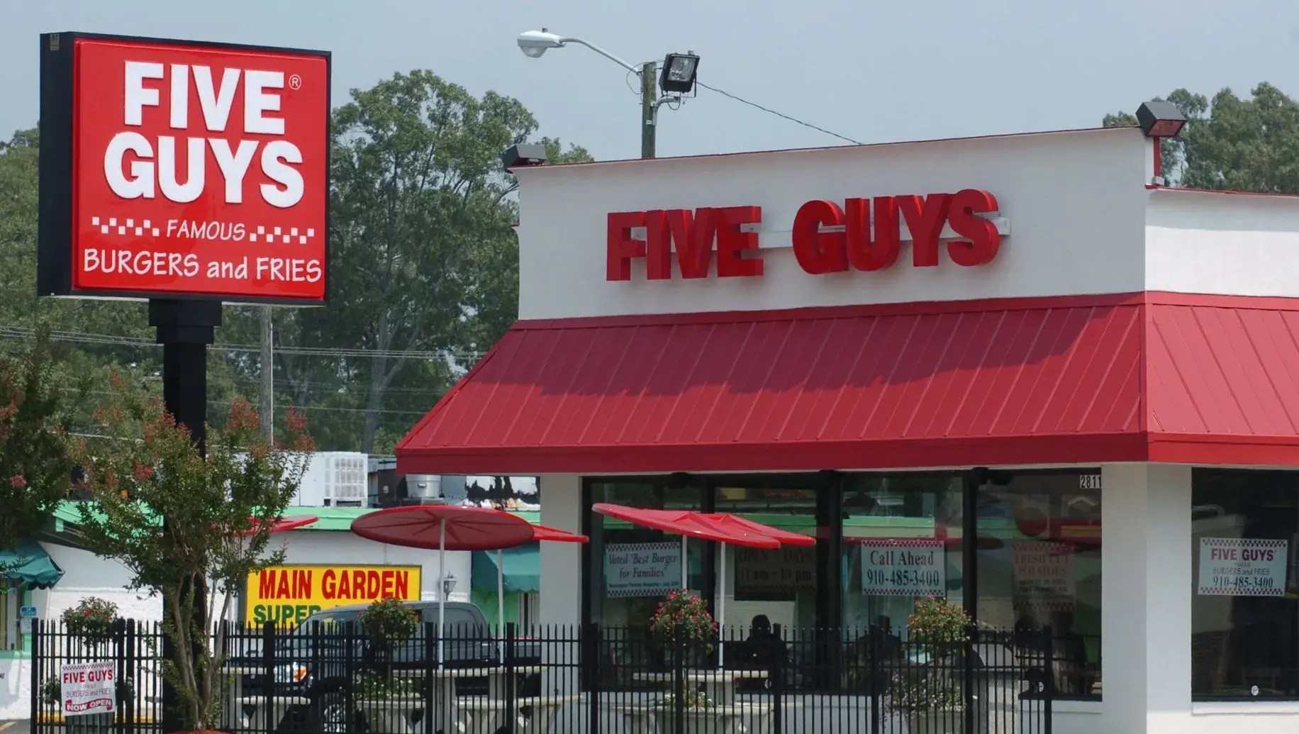 Is five guys open on 4th of july 2023? [detailed answer]