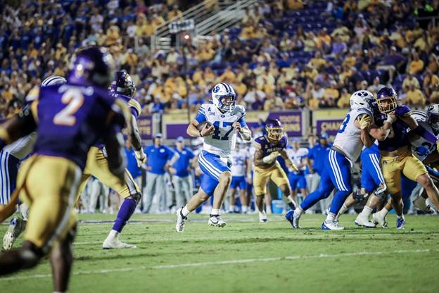 BYU quarterback Bear Bachmeier runs for a touchdown (Photo by BYU Athletics)