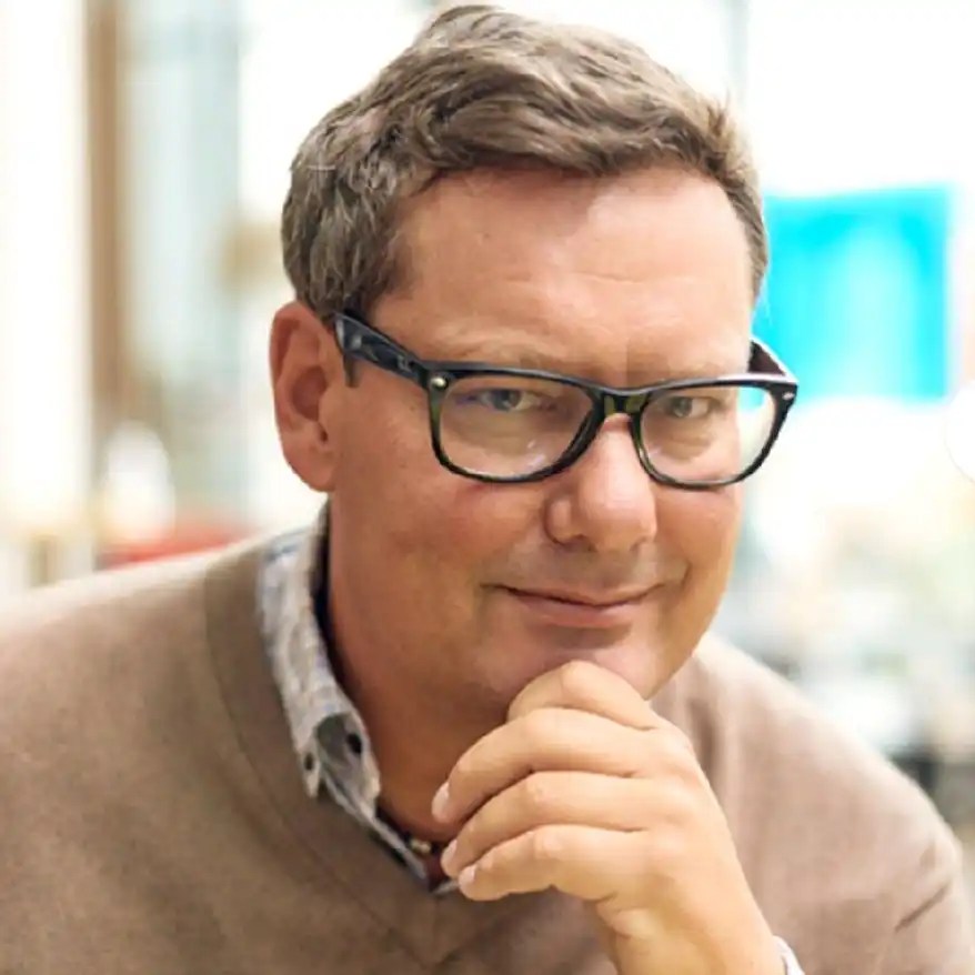 Andreas Bluethner